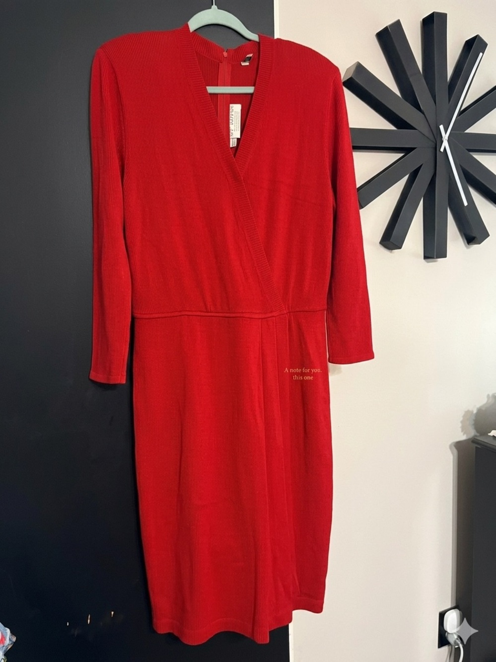 St. John Evening by Marie Gray Red Knit Sweater Dress Size 14 Elegant Luxury